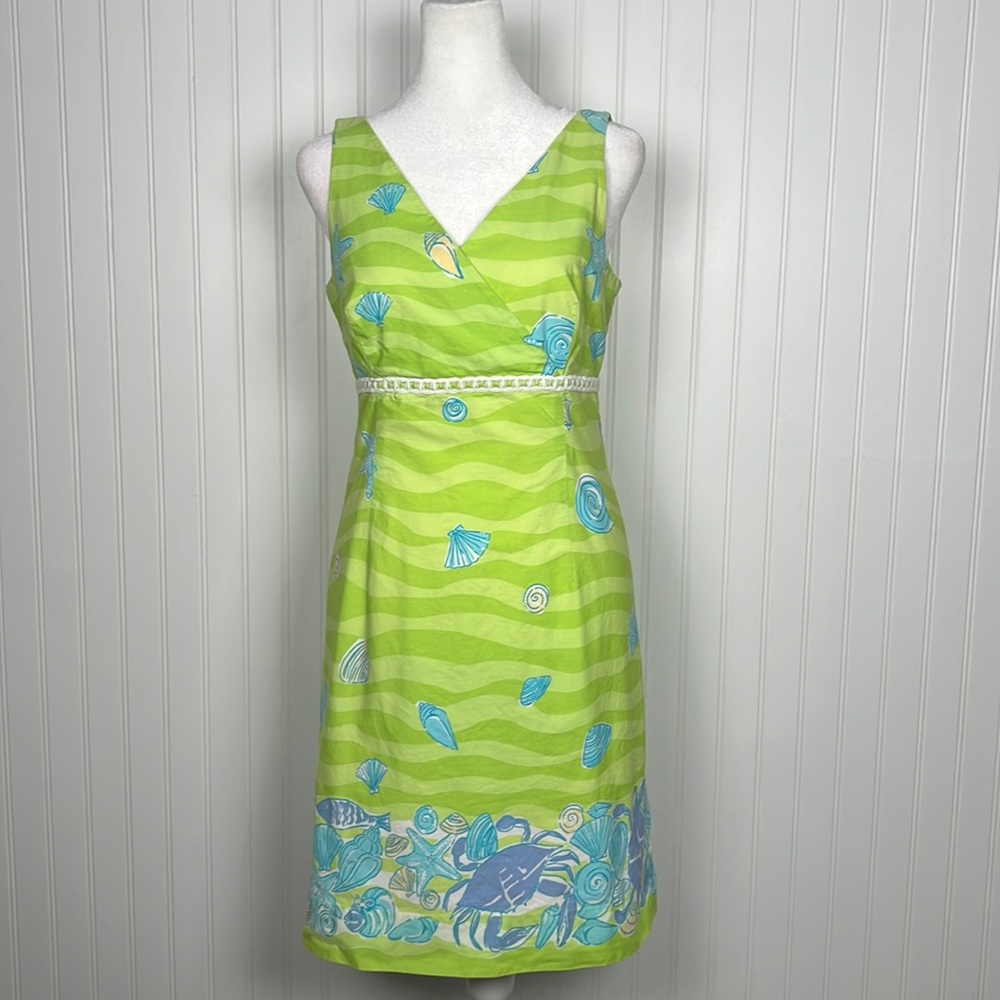 Vintage Lilly Pulitzer green pattern|  print of shells, turtles, and crabs dress